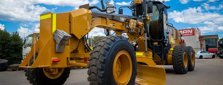 آشنایی با گریدر کاترپیلار و انواع آن