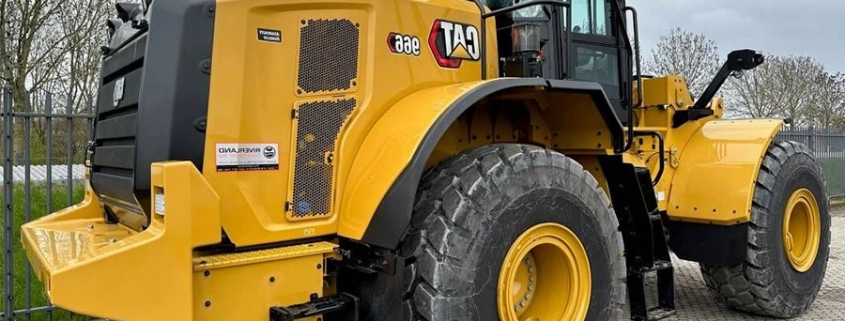 آشنایی با لودر کاترپیلار 966