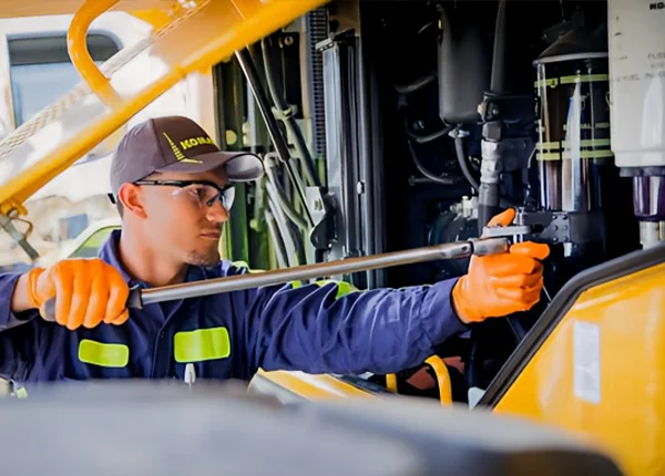 تعمیر بیل مکانیکی کوماتسو1