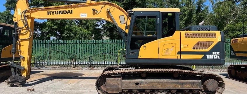 بیل مکانیکی هیوندای 180